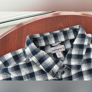 Carhartt lightweight flannel shirt